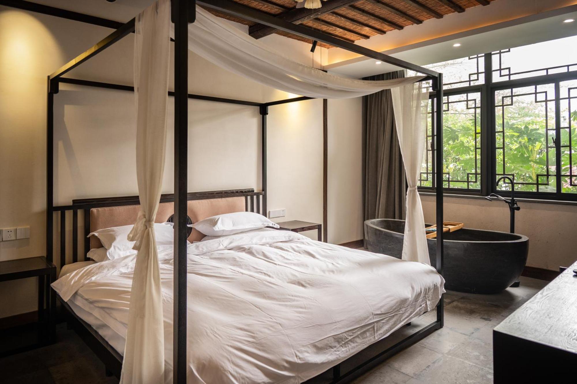 Tongxiang Tingjian Musu Private Soup Design Homestay - South Gate Of Wuzhen Xizha Scenic Area מראה חיצוני תמונה